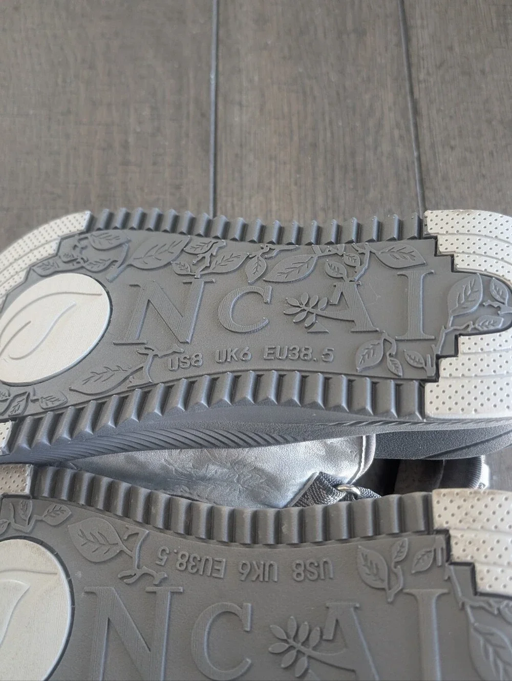 Women's Gray Adjustable Sandals - Comfort Straps